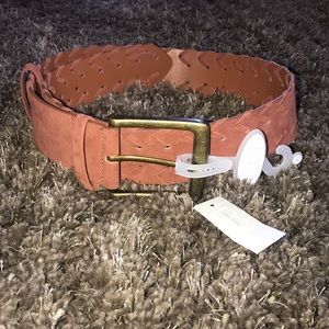 Womens Maurices Brown Belt. NWT.